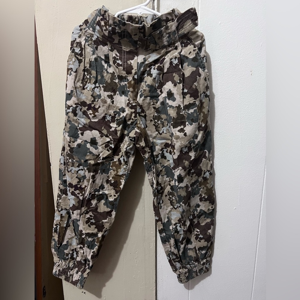 Zara kids army fatigue cargo pants size 8